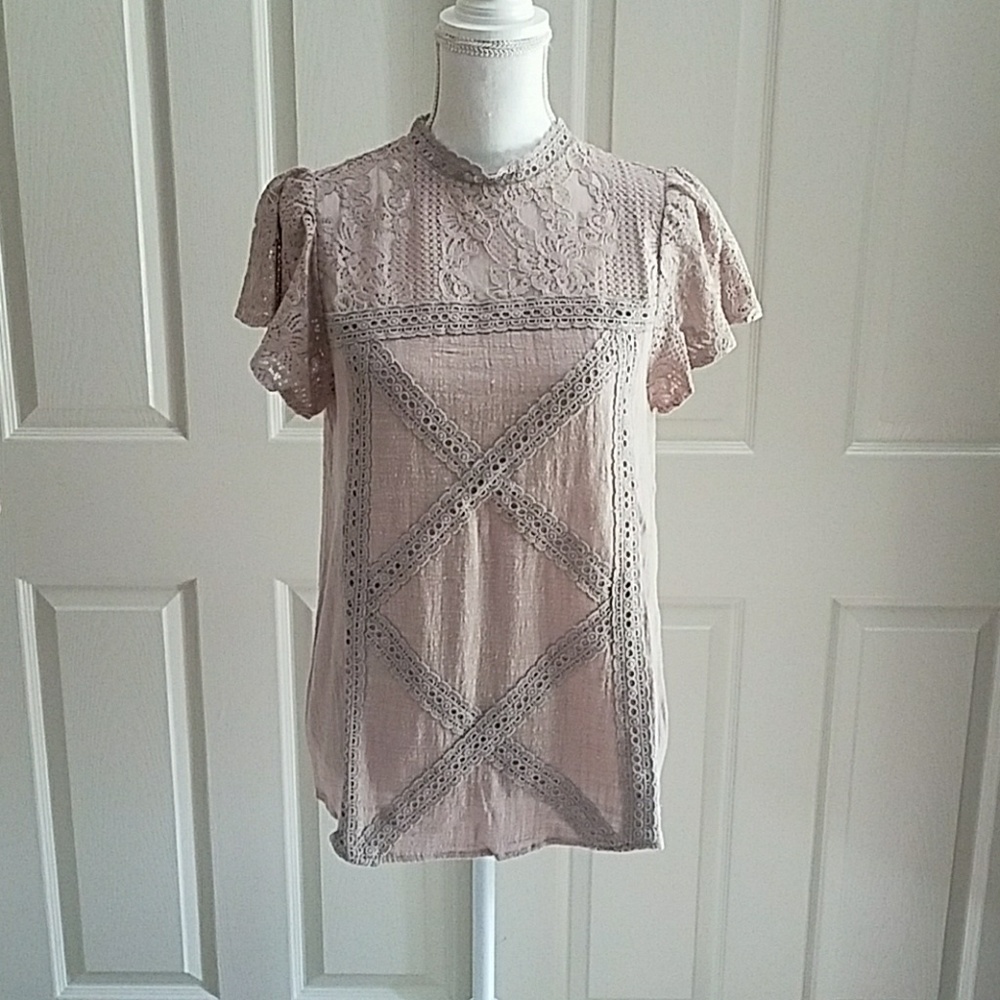 ♨New! Lace insert top